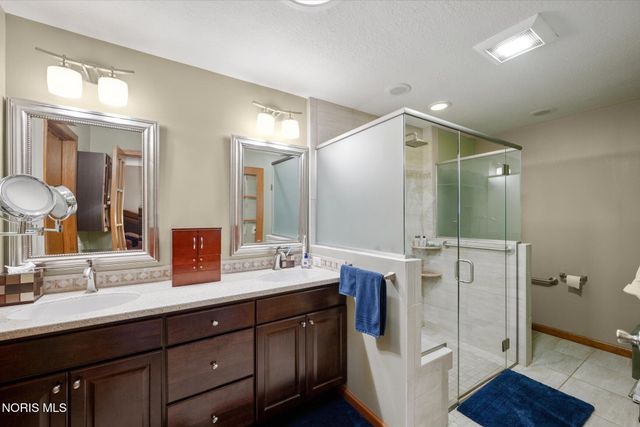 2320 Water Wheel Court, Holland, OH 43528