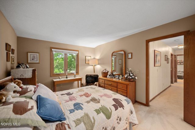 2320 Water Wheel Court, Holland, OH 43528