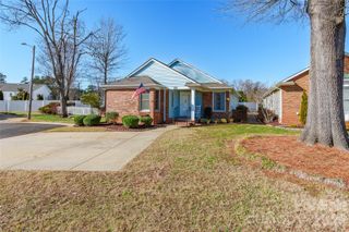 609 Heathridge Road, Rock Hill, SC 29732