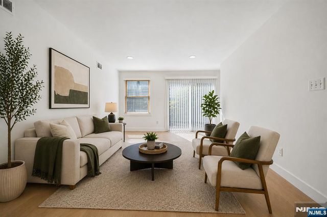 47 Terrace Avenue 2, Jersey City, NJ 07307