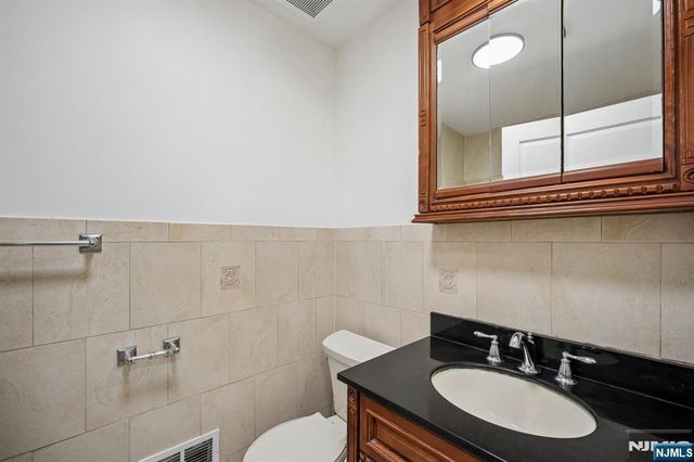 47 Terrace Avenue 2, Jersey City, NJ 07307