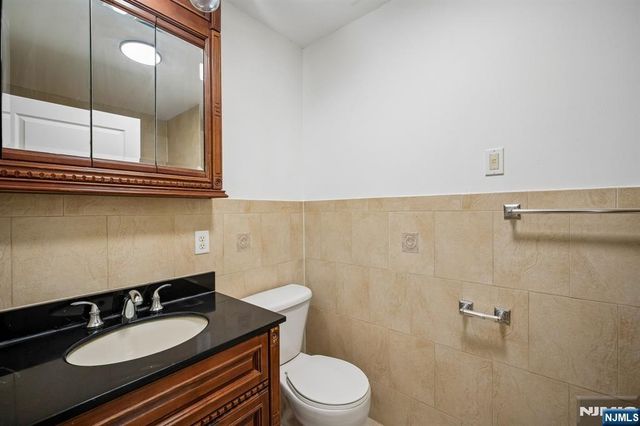 47 Terrace Avenue 2, Jersey City, NJ 07307