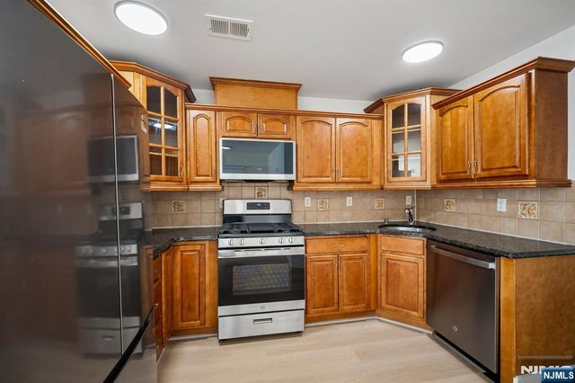 47 Terrace Avenue 2, Jersey City, NJ 07307