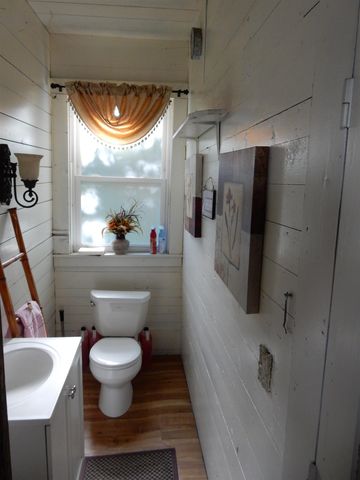 174 Third Street, Newport City, VT 05855