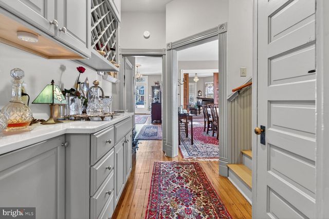 1305 WASHINGTON AVE, Fredericksburg, VA 22401