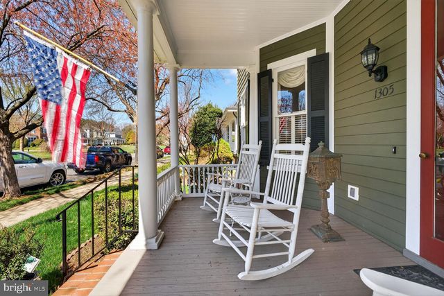 1305 WASHINGTON AVE, Fredericksburg, VA 22401