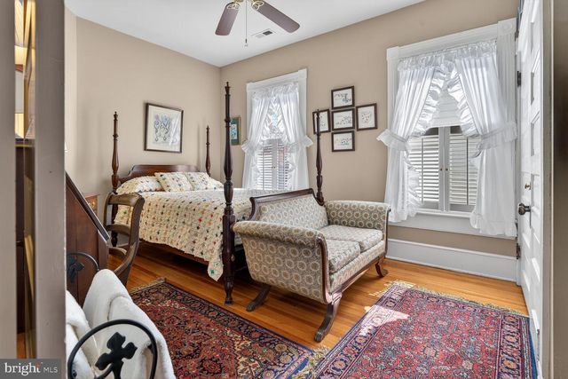 1305 WASHINGTON AVE, Fredericksburg, VA 22401