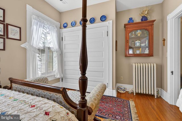 1305 WASHINGTON AVE, Fredericksburg, VA 22401