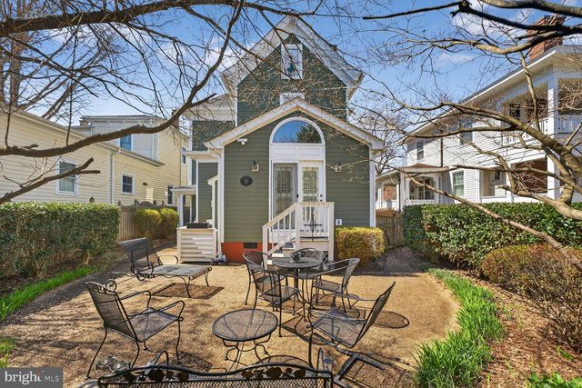 1305 WASHINGTON AVE, Fredericksburg, VA 22401