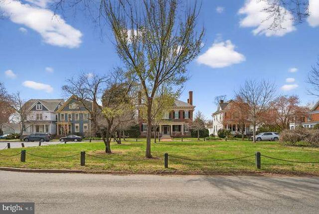 1305 WASHINGTON AVE, Fredericksburg, VA 22401