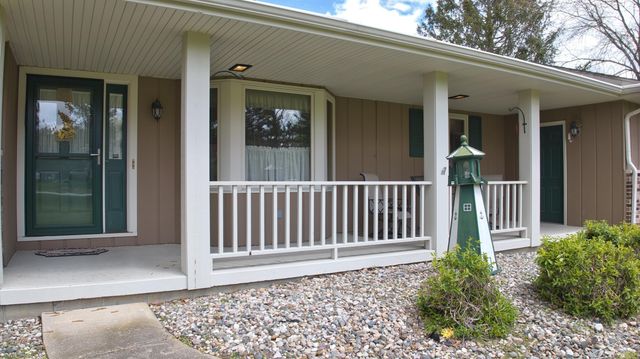 5220 N River Road, Tittabawassee Twp, MI 48623