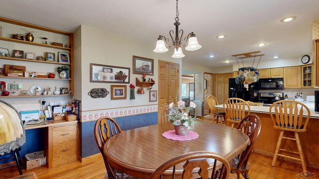 5220 N River Road, Tittabawassee Twp, MI 48623