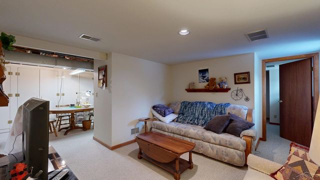 5220 N River Road, Tittabawassee Twp, MI 48623