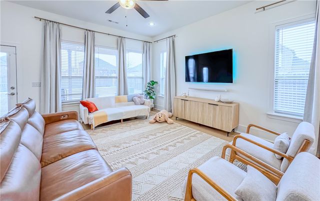 1419 Cave Stream Drive, Cave Springs, AR 72718