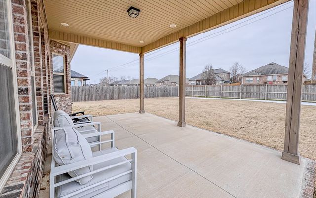 1419 Cave Stream Drive, Cave Springs, AR 72718