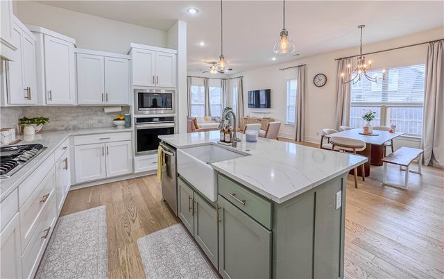 1419 Cave Stream Drive, Cave Springs, AR 72718