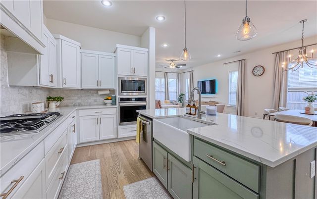 1419 Cave Stream Drive, Cave Springs, AR 72718