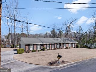 112 Thornwood Drive SW, Rome, GA 30165