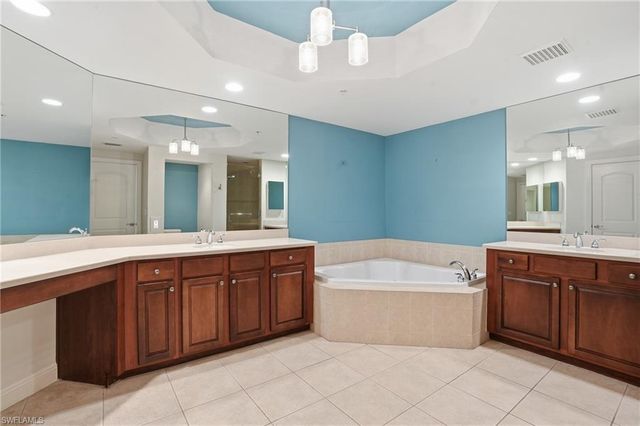 2090 W 1st ST 1206, Fort Myers, FL 33901