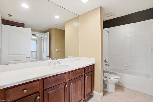 2090 W 1st ST 1206, Fort Myers, FL 33901