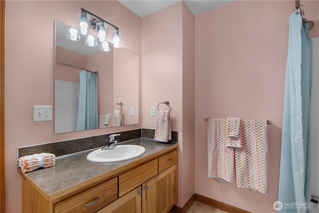 313 Grandview Avenue, Shelton, WA 98584