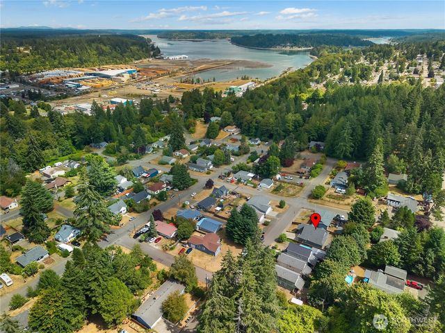 313 Grandview Avenue, Shelton, WA 98584