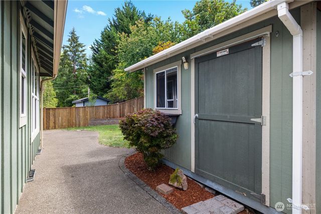 313 Grandview Avenue, Shelton, WA 98584