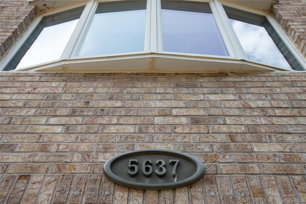 5637 Delafield Avenue, Bronx, NY 10471 — photo 3