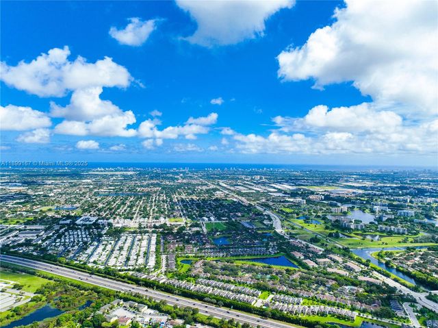 400 NW 41st Ave, Coconut Creek, FL 33066