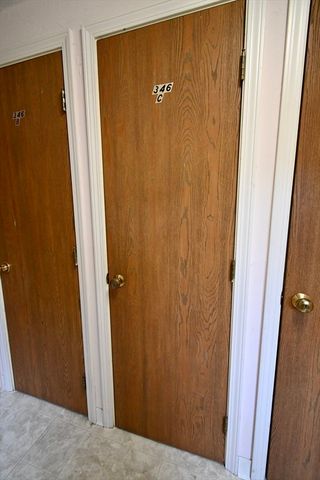 346 Neponset St C, Canton, MA 02021