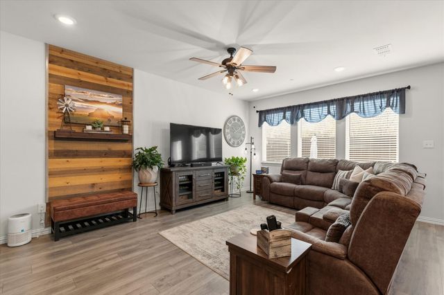 1236 Lamar Drive, Lewisville, TX 75077