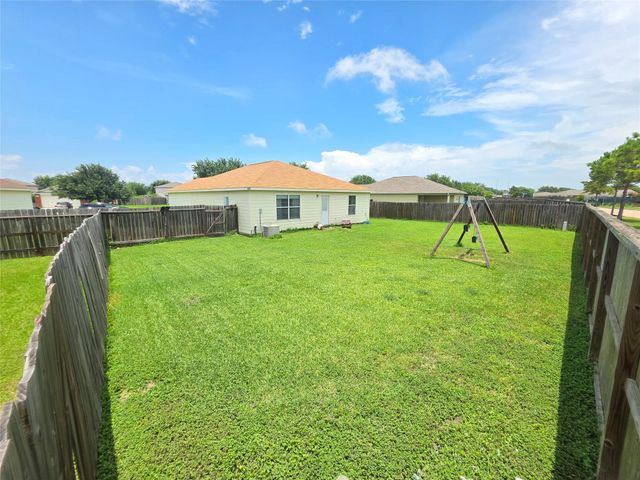 6926 Garnet Trail Lane, Richmond, TX 77469