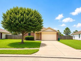 6926 Garnet Trail Lane, Richmond, TX 77469