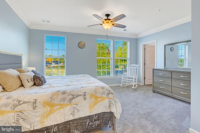 7971 CRESCENT PARK DR, Gainesville, VA 20155