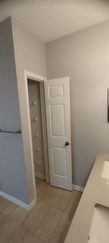 2544 ROBERT TRENT DRIVE 825, Orlando, FL 32835