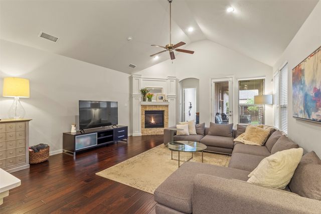 1035 Lone Ivory Trail, Arlington, TX 76005