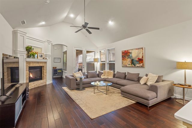 1035 Lone Ivory Trail, Arlington, TX 76005