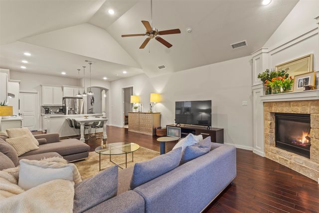 1035 Lone Ivory Trail, Arlington, TX 76005
