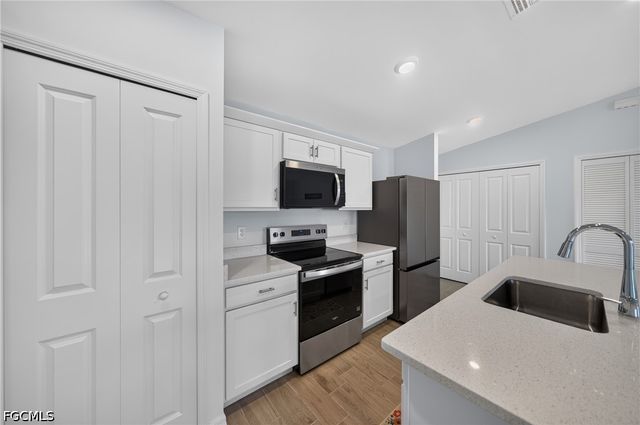 1414 NW 19th TER, Cape Coral, FL 33993