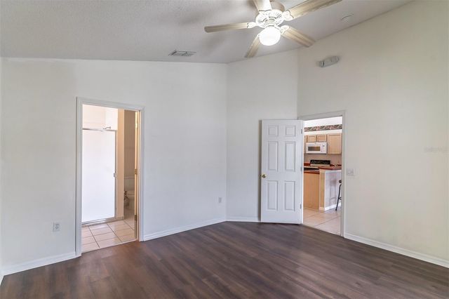 663 EAGLE POINTE S, Kissimmee, FL 34746