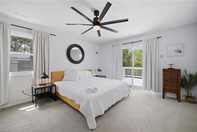 313 Sailfish LN, Virginia Beach, VA 23456