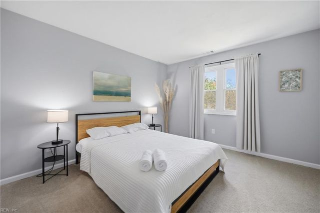 313 Sailfish LN, Virginia Beach, VA 23456