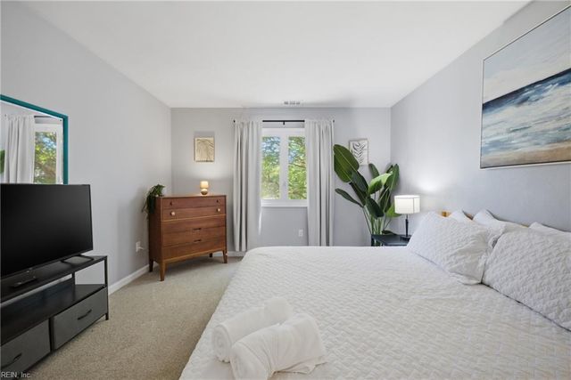 313 Sailfish LN, Virginia Beach, VA 23456