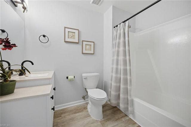 313 Sailfish LN, Virginia Beach, VA 23456