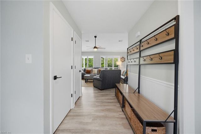 313 Sailfish LN, Virginia Beach, VA 23456