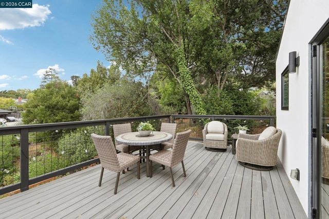 380 Vermont Ave, Berkeley, CA 94707