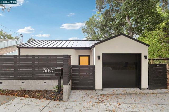 380 Vermont Ave, Berkeley, CA 94707