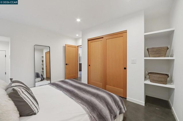 380 Vermont Ave, Berkeley, CA 94707