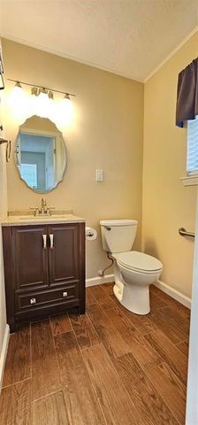 1364 Beagle Road, Orange, TX 77632