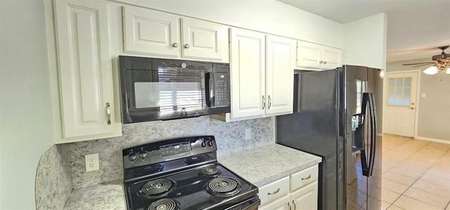 1364 Beagle Road, Orange, TX 77632